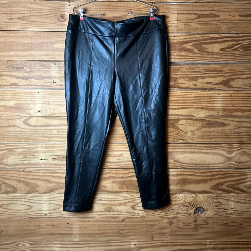 Jones New York Black Faux Leather Pants